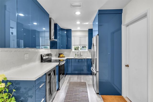 470 NW 88th Ter, El Portal, FL 33150