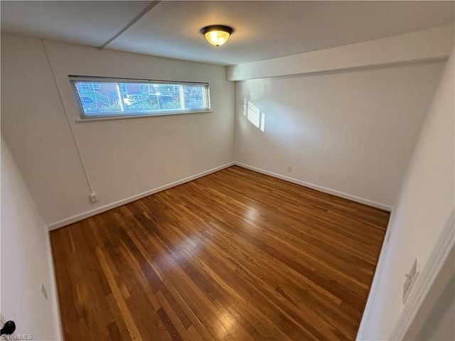 1902 Queen Street D6, Winston-salem, NC 27103