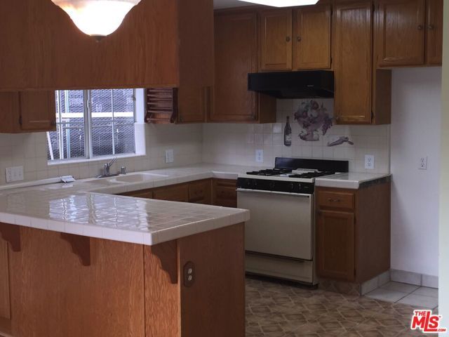 5822 HAROLD Way, Los Angeles, CA 90028