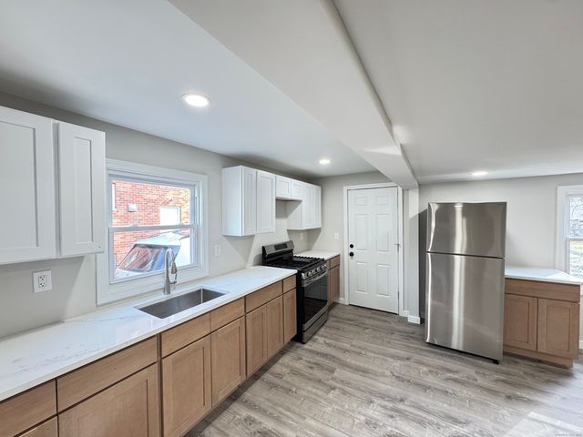 110 West Easton Street, Hamden, CT 06514