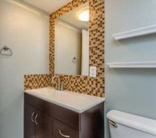 606 Marshall Street B9, Houston, TX 77006