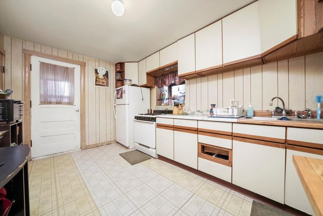 5043 S Artesian Avenue, Chicago, IL 60632