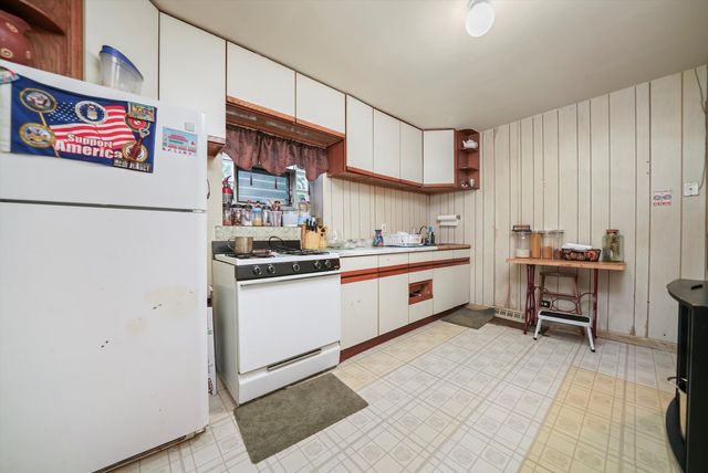 5043 S Artesian Avenue, Chicago, IL 60632