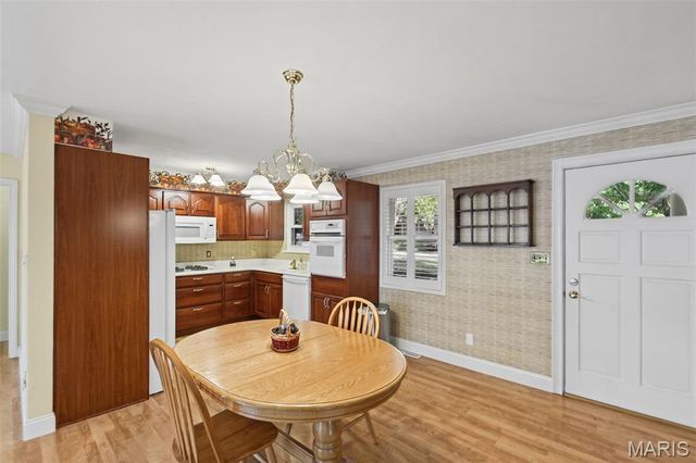 125 E Shore Drive, Belleville, IL 62221