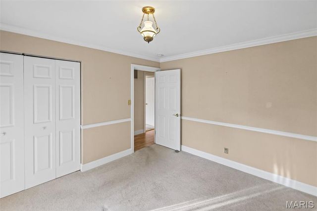 125 E Shore Drive, Belleville, IL 62221