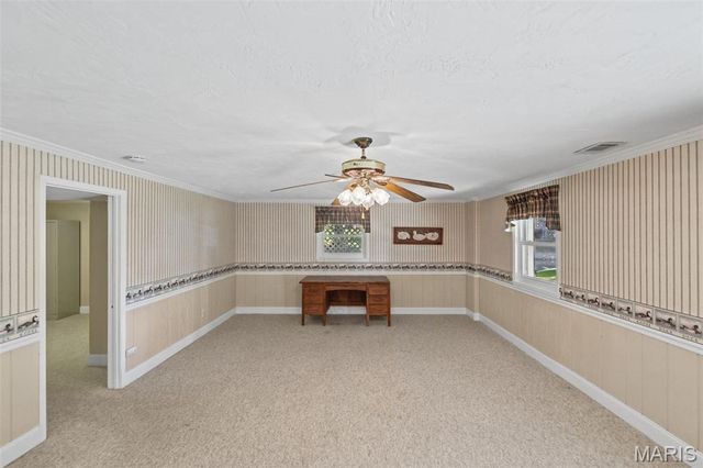 125 E Shore Drive, Belleville, IL 62221