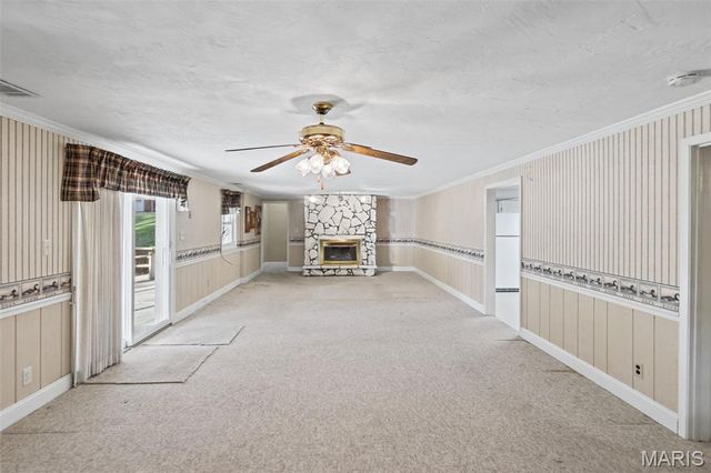 125 E Shore Drive, Belleville, IL 62221