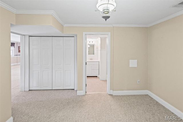 125 E Shore Drive, Belleville, IL 62221