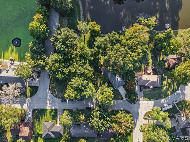 125 E Shore Drive, Belleville, IL 62221