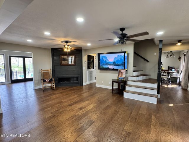 5519 S York Hwy, Grimsley, TN 38565