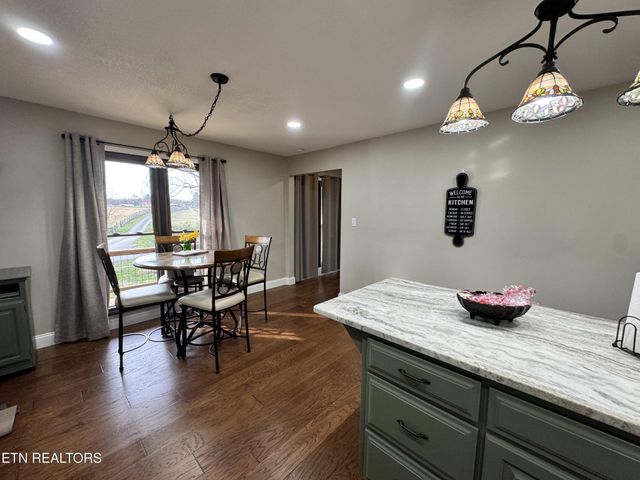 5519 S York Hwy, Grimsley, TN 38565