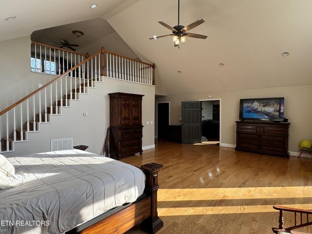 5519 S York Hwy, Grimsley, TN 38565