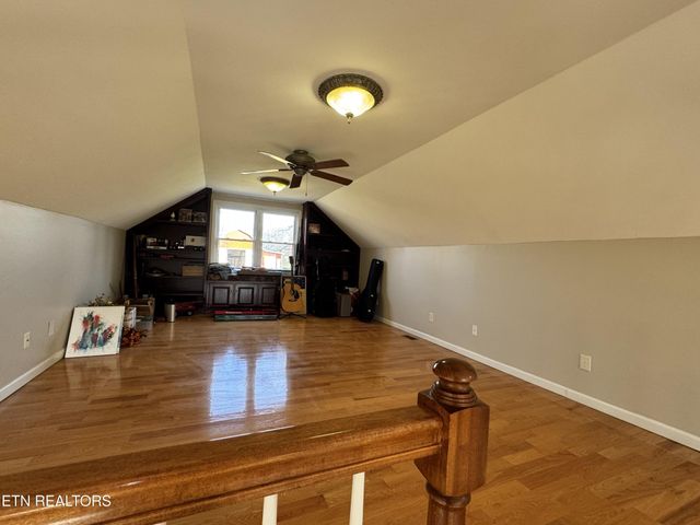 5519 S York Hwy, Grimsley, TN 38565