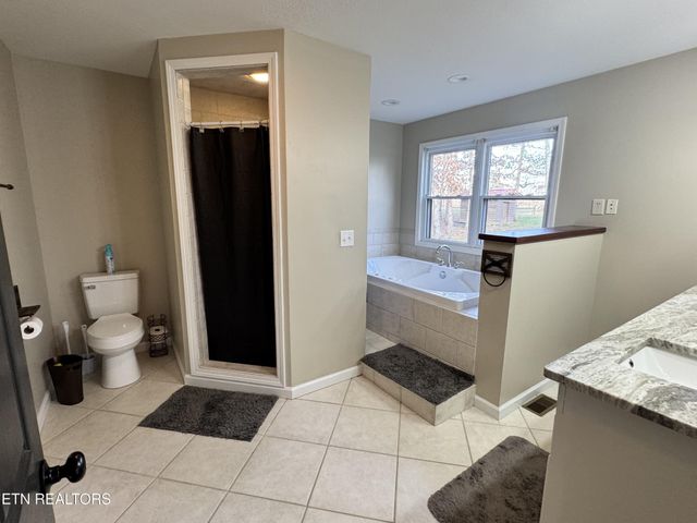 5519 S York Hwy, Grimsley, TN 38565