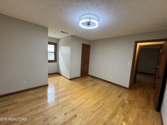 5519 S York Hwy, Grimsley, TN 38565