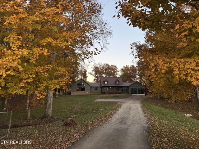 5519 S York Hwy, Grimsley, TN 38565