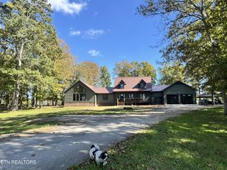 5519 S York Hwy, Grimsley, TN 38565