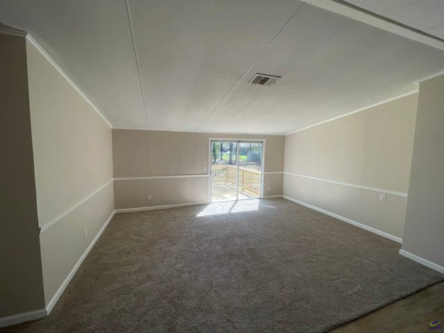 105 Senimor Court, Perry, GA 31069