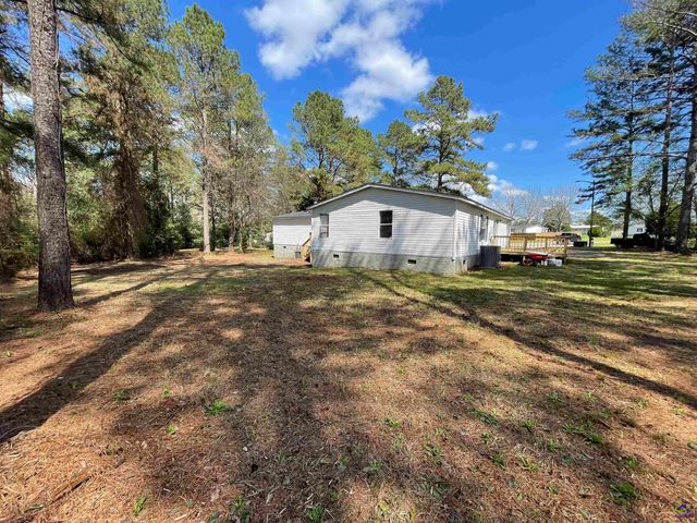 105 Senimor Court, Perry, GA 31069