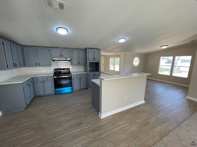 105 Senimor Court, Perry, GA 31069