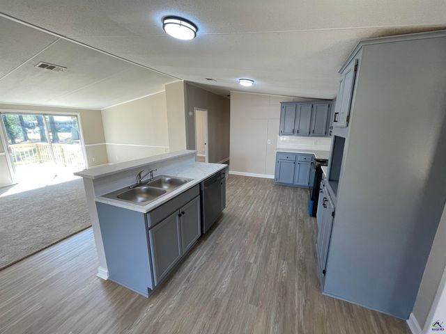 105 Senimor Court, Perry, GA 31069