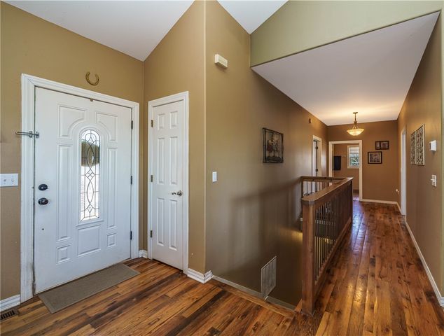 187 Lakeview Drive, Eureka Springs, AR 72631