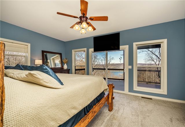 187 Lakeview Drive, Eureka Springs, AR 72631