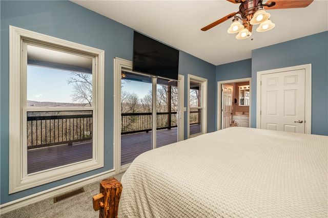 187 Lakeview Drive, Eureka Springs, AR 72631