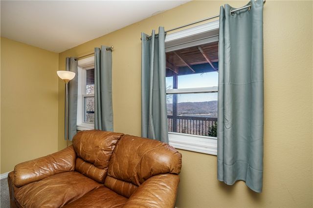 187 Lakeview Drive, Eureka Springs, AR 72631