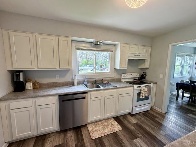 2241 Hamilton Cleves Road, Hamilton, OH 45013