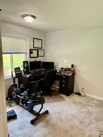 2241 Hamilton Cleves Road, Hamilton, OH 45013