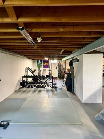 2241 Hamilton Cleves Road, Hamilton, OH 45013