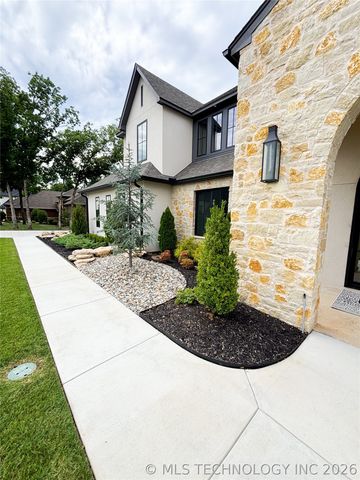 17765 E Red Hawk Road, Owasso, OK 74055