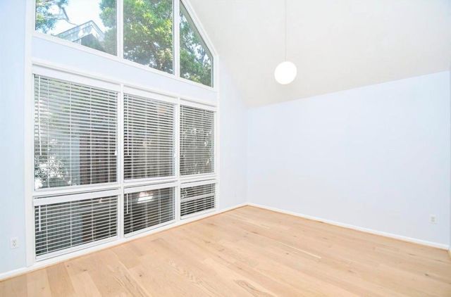 615 Kipling Street 9, Houston, TX 77006