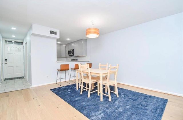 615 Kipling Street 9, Houston, TX 77006