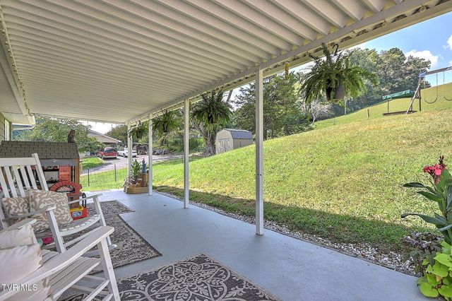 6814 Gate City Highway, Bristol, VA 24202