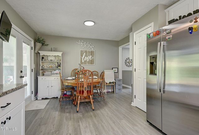 6814 Gate City Highway, Bristol, VA 24202
