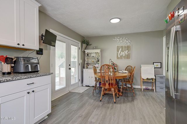 6814 Gate City Highway, Bristol, VA 24202
