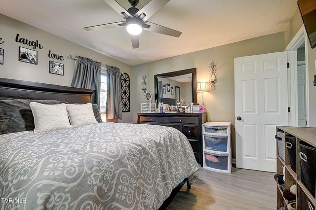 6814 Gate City Highway, Bristol, VA 24202