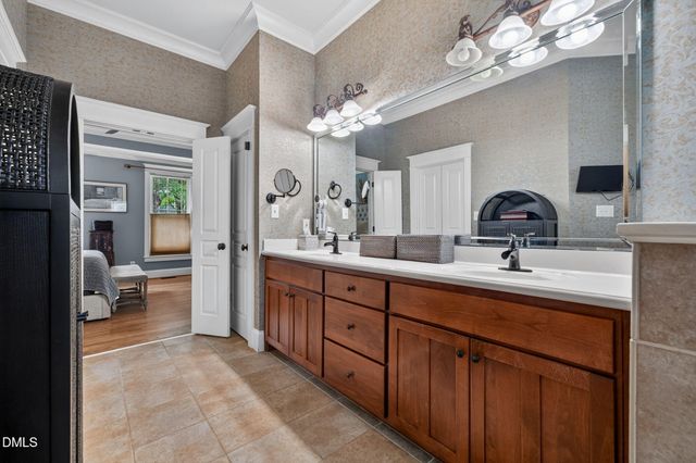 10539 Bedfordtown Drive, Raleigh, NC 27614