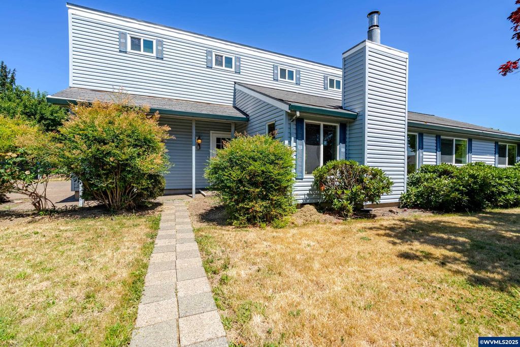 250 NE Dunn Pl, Mcminnville, OR 97128