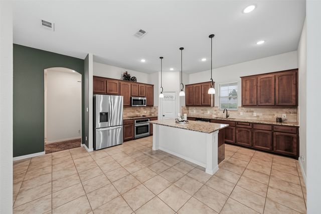 1268 County Road 4797, Springtown, TX 76082