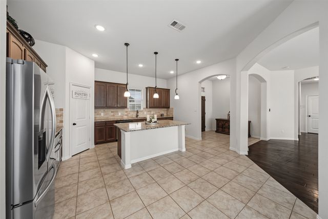 1268 County Road 4797, Springtown, TX 76082