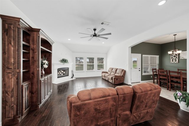 1268 County Road 4797, Springtown, TX 76082