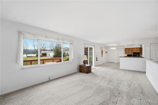 536 Munster Drive, Fayetteville, OH 45118