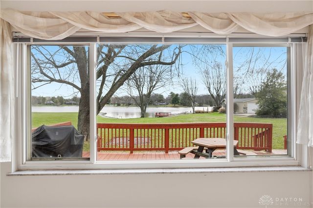 536 Munster Drive, Fayetteville, OH 45118