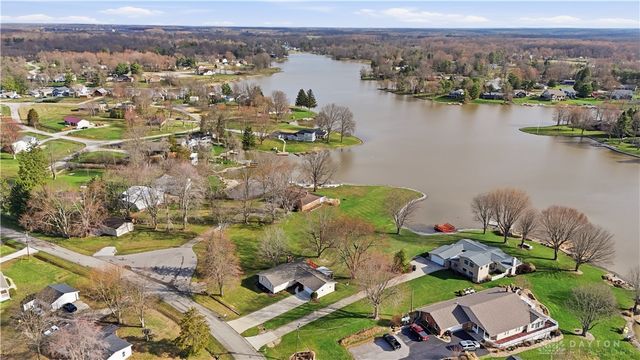 536 Munster Drive, Fayetteville, OH 45118