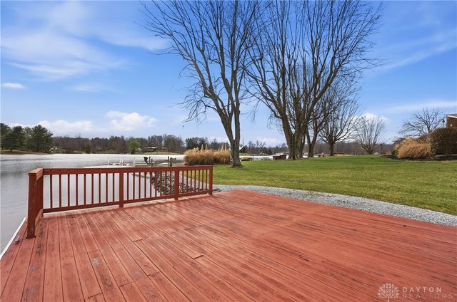 536 Munster Drive, Fayetteville, OH 45118