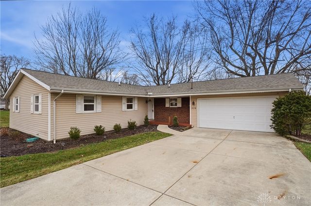 536 Munster Drive, Fayetteville, OH 45118