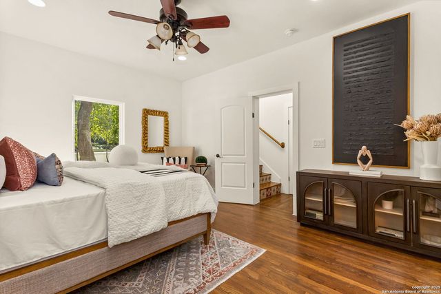 417 E Hildebrand, San Antonio, TX 78212